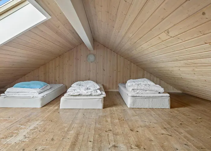 Cozy In Idestrup With Sauna Nyaraló *