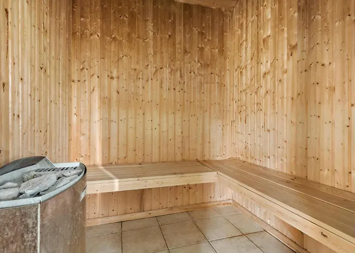 Nyaraló Cozy In Idestrup With Sauna