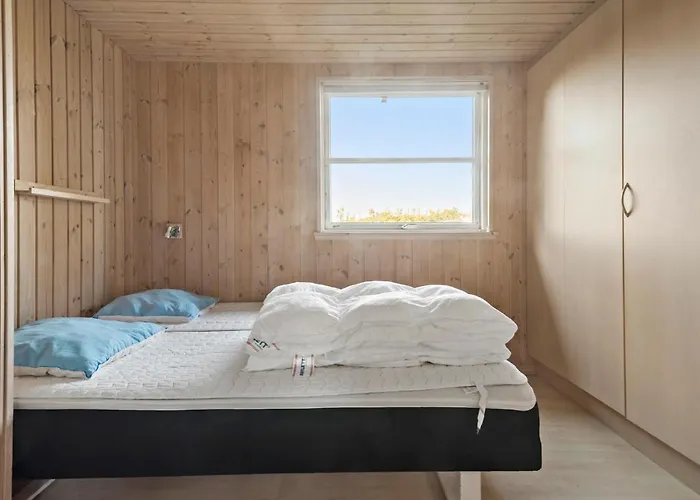 Cozy In Idestrup With Sauna Nyaraló *